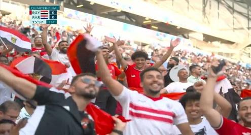 مشجعو الأهلي والزمالك يد واحدة خلف المنتخب الأولمبي (صور)